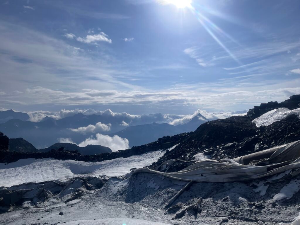 瑞士境內最高峰Dom多姆峰 海拔4545公尺 2bc7f751 bd88 41b9 8a46 0828f6369f20