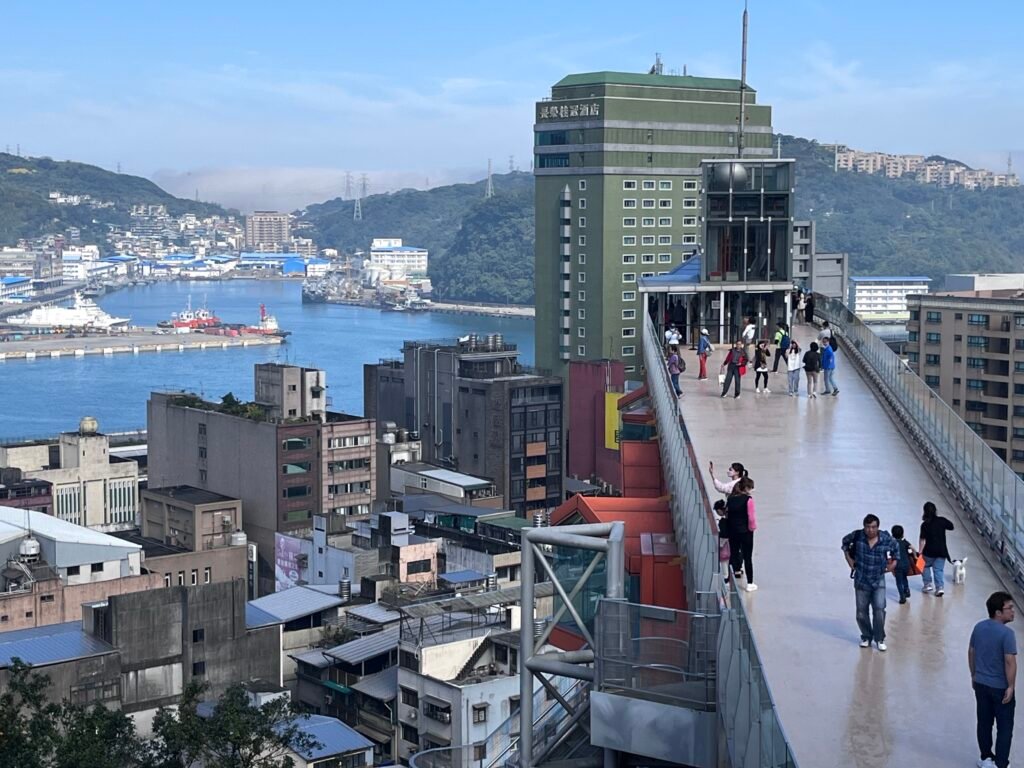 5ad3b2b1 3ca1 47f9 bba8 3d797b875095