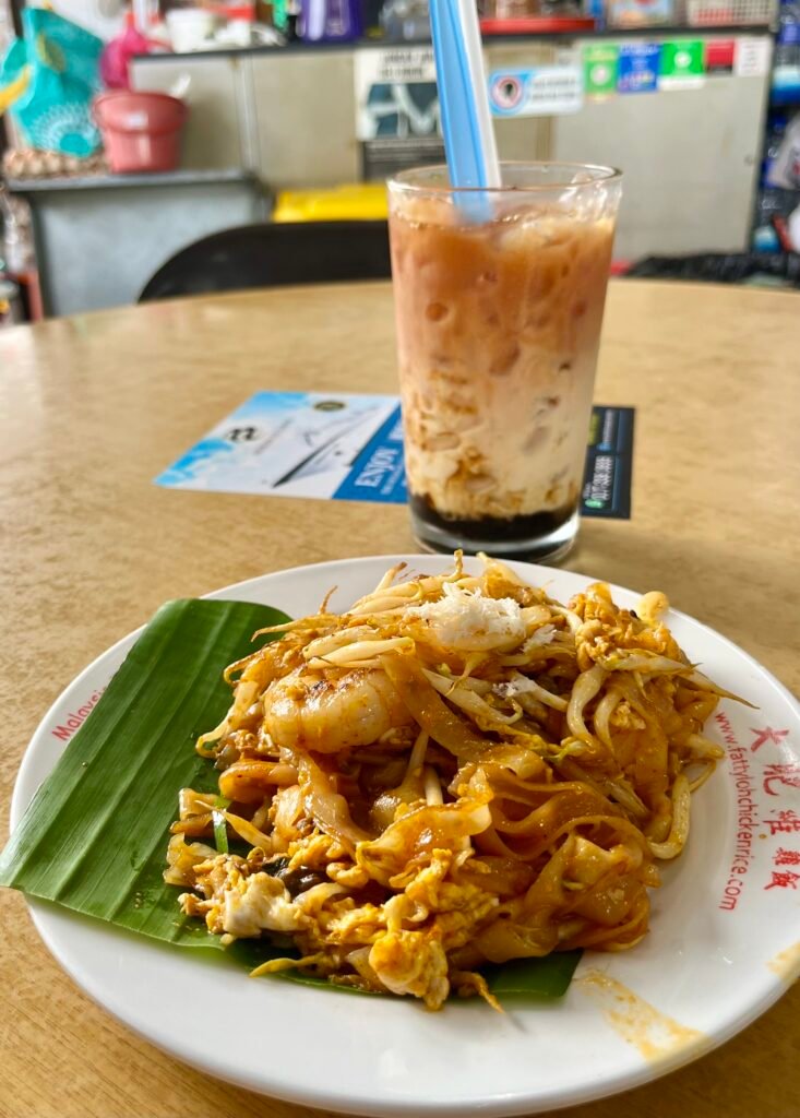 三色奶茶 炒粿條