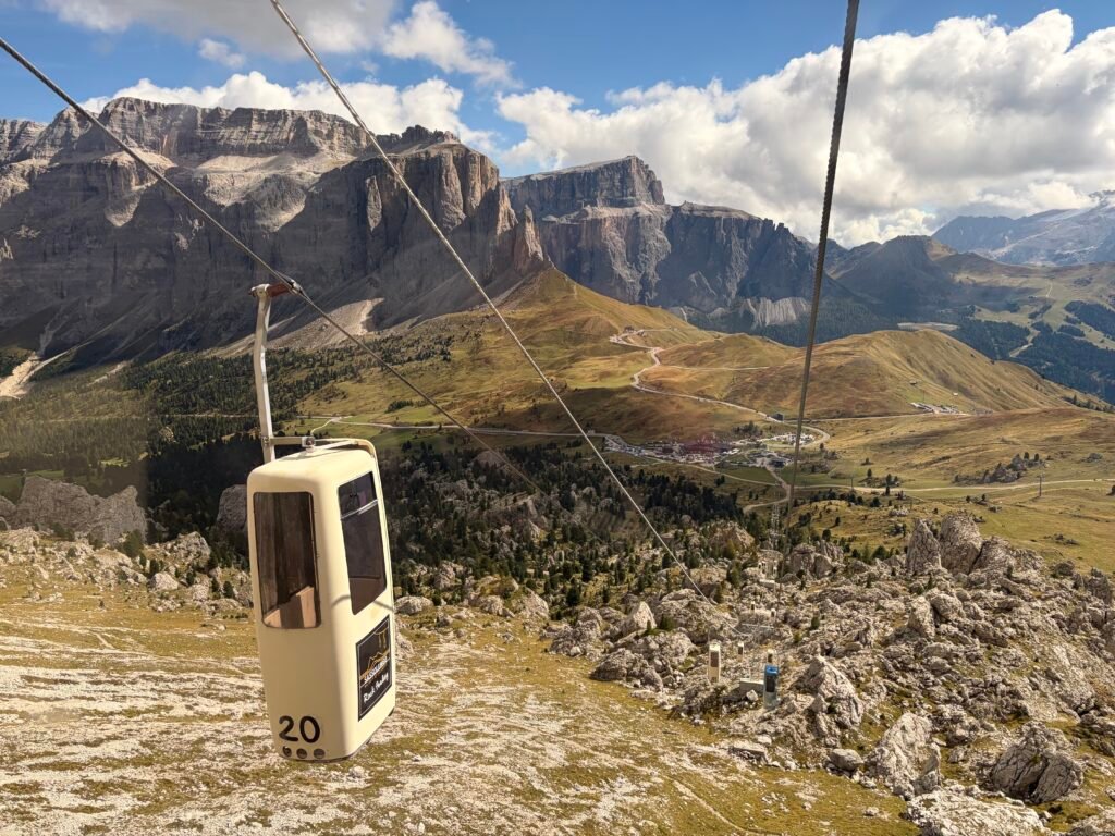 Forcella del Sassolungo 纜車（棺材纜車）